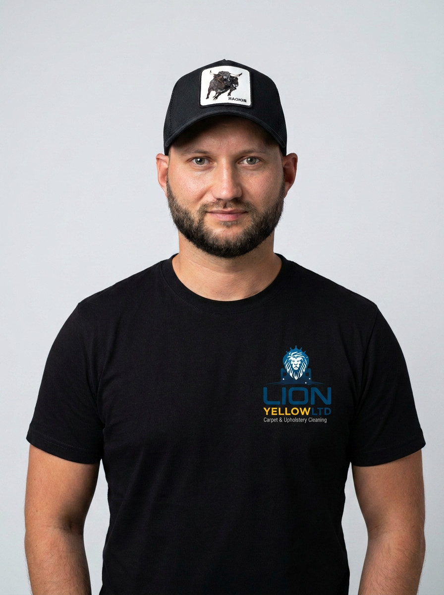 Lion Yellow London senior technician